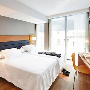 Standard Zimmer mit zwei Einzelbetten